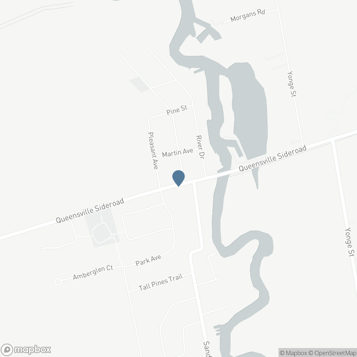 2 OAK AVENUE, East Gwillimbury, Ontario L9N 1A1